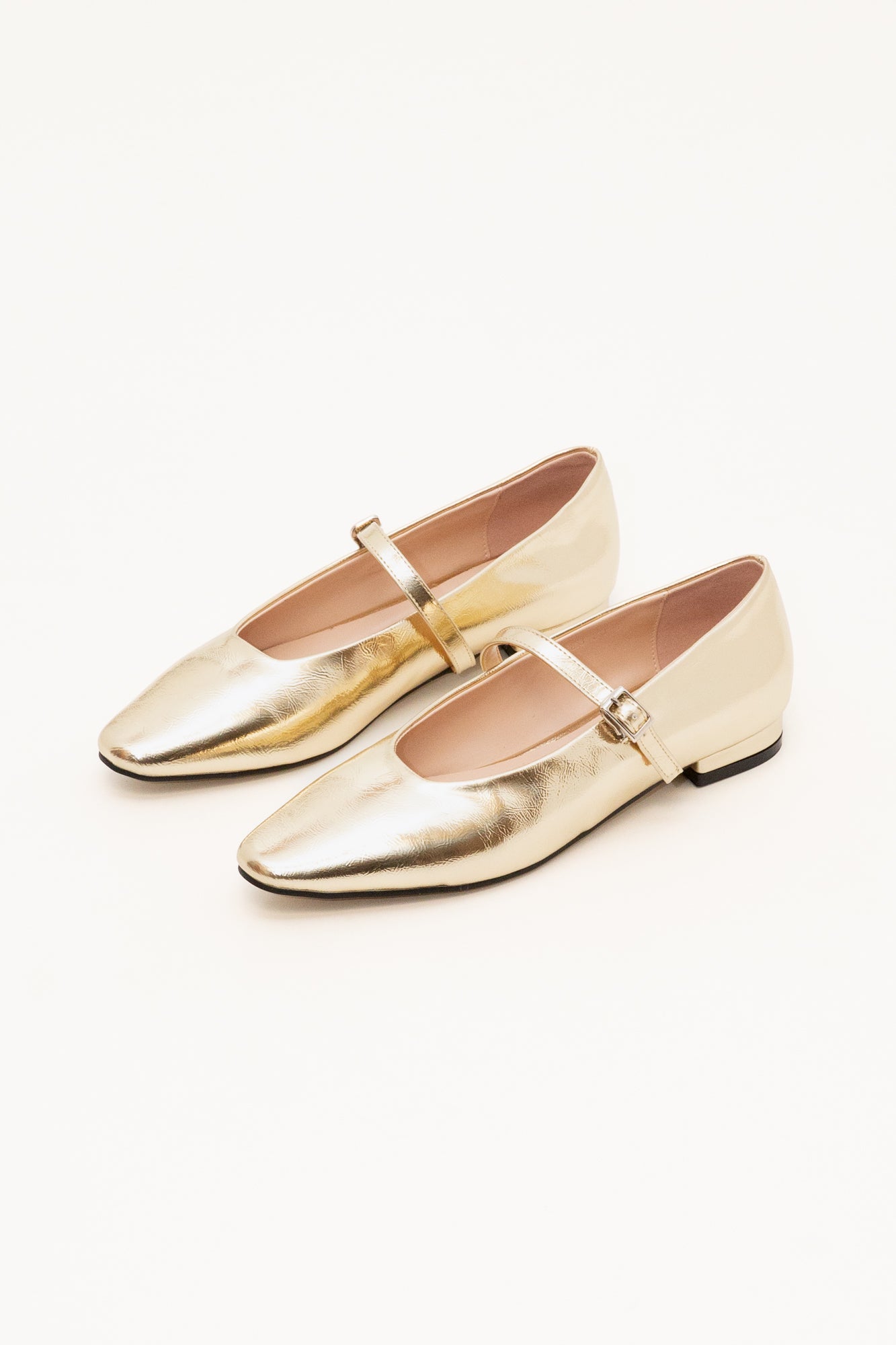 All Shoes – Page 5 – Shop-Pêche